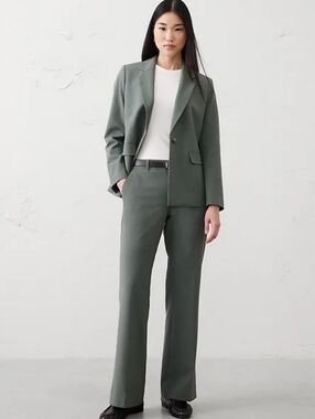Banana Republic High Rise Sculpted Bootcut Pants Size 12 Olive Green